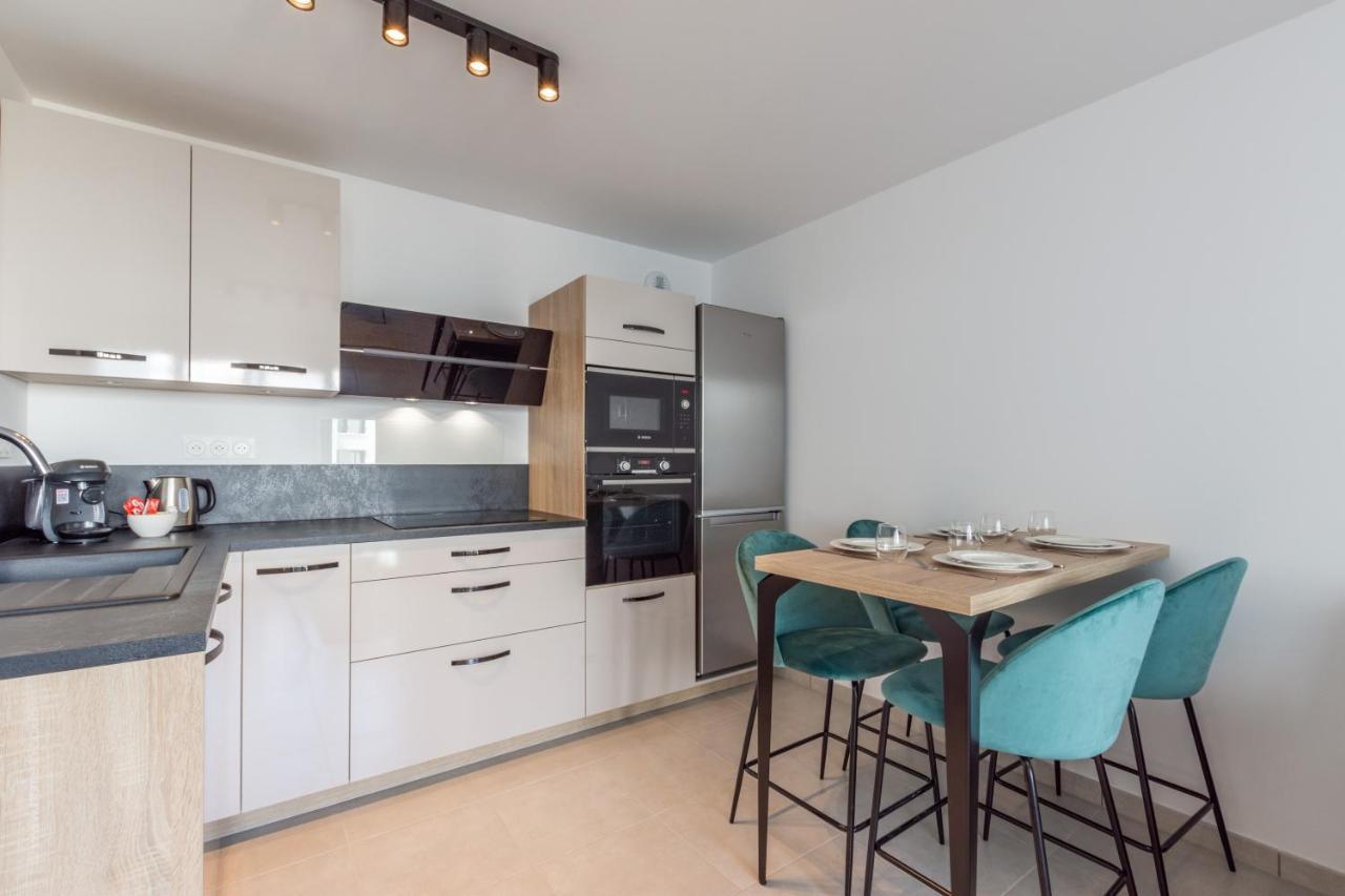 Dans Le Pre By Plaza Chessy (Seine-et-Marne) Exterior foto